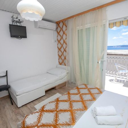 Apartments By The Sea Duce, Omis - 2992 Dugi Rat Zimmer foto