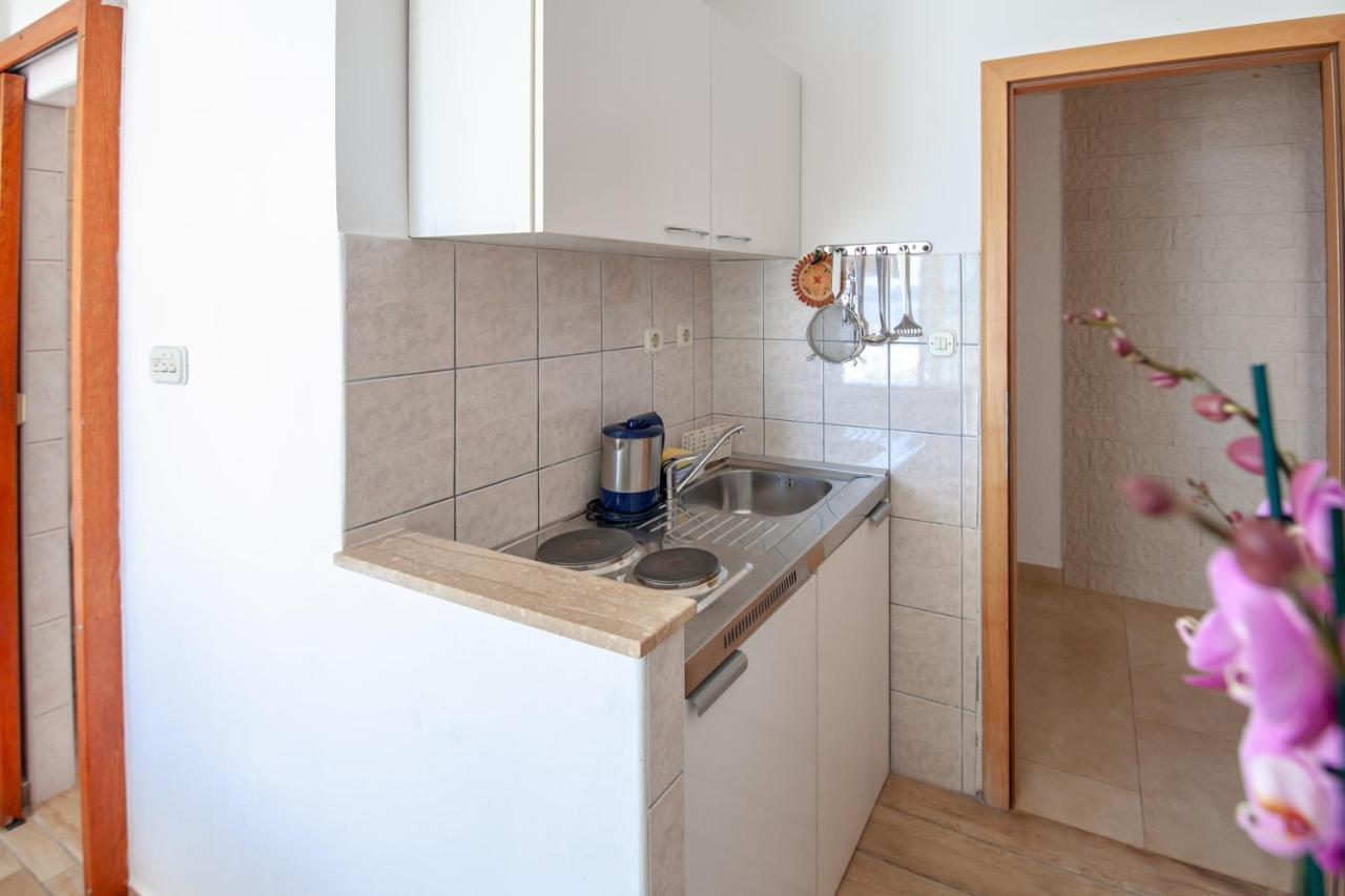 Apartments By The Sea Duce, Omis - 2992 Dugi Rat Exterior foto